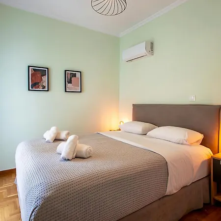 Aris123 By Smart Cozy - In The Heart Of - 5 Minutes From Metro - Available 24hr Aparthotel