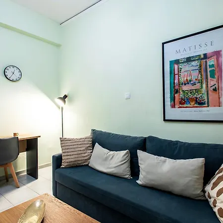 Aparthotel Aris123 By Smart Cozy - In The Heart Of - 5 Minutes From Metro - Available 24hr 3*