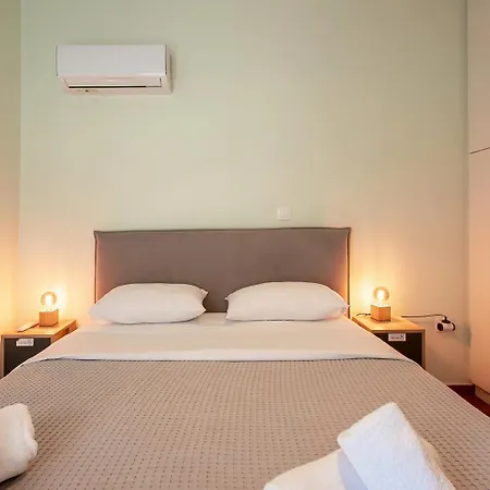 Aris123 By Smart Cozy - In The Heart Of - 5 Minutes From Metro - Available 24hr Athene