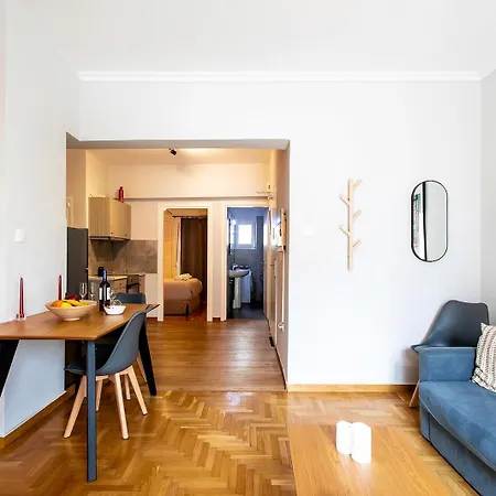 Aparthotel Aris123 By Smart Cozy Suites: