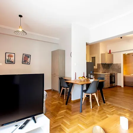 Aris123 By Smart Cozy Suites: Aparthotel 3*