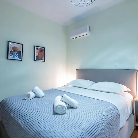 Aris123 By Smart Cozy - In The Heart Of - 5 Minutes From Metro - Available 24hr Aparthotel Athene