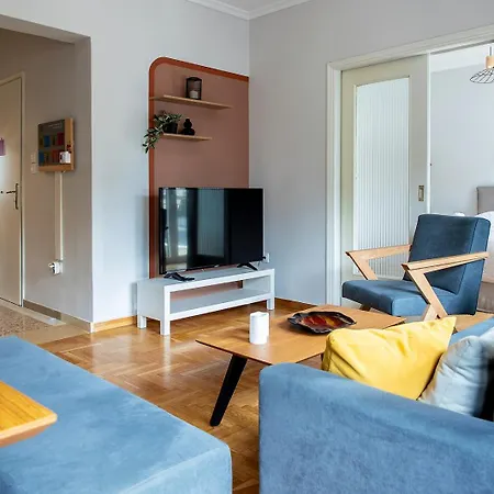 Aris123 By Smart Cozy Suites: 3*