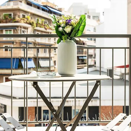 Aris123 By Smart Cozy Suites: 3* Athens