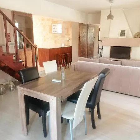 6 Pax Glyfada 2floor * Athens