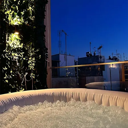 Luxury Designed Penthouse Center Near Metro Jaccuzi Fireplace View Bar Art * Athens