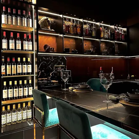 Apartment Luxury Designed Penthouse Center Near Metro Jaccuzi Fireplace View Bar Art Athens