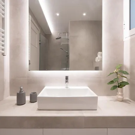 Aminandrou Boutique Apartments, Walk To Acropolis Apartment