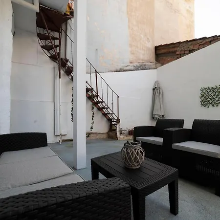 Apartment Thissio Getaway 2ba Next To Ancient Market Athens