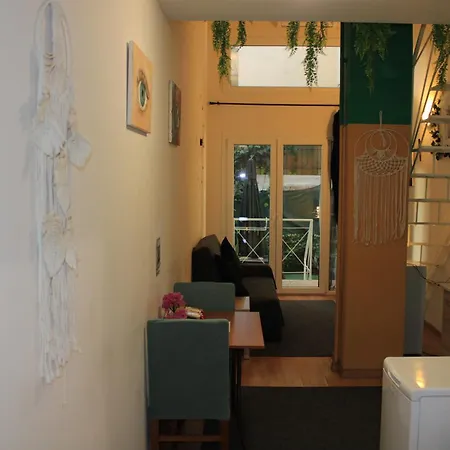 Cozy Mezonette Near Center Near Metro Athens