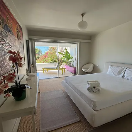 Laguna Blue - Kavouri Vouliagmeni Front * Athens