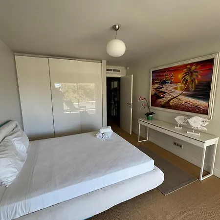 Laguna Blue - Kavouri Vouliagmeni Front Villa Athens