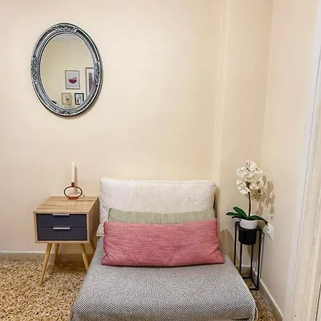 Modern In The Heart Of Near Acropolis Apartment *