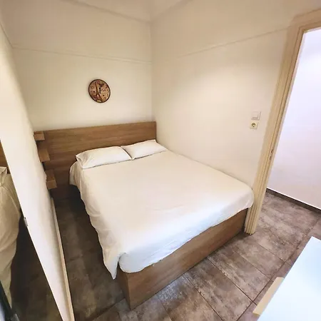 Apartment Cozy For 4 In Kolonaki, Lycabettus Athens
