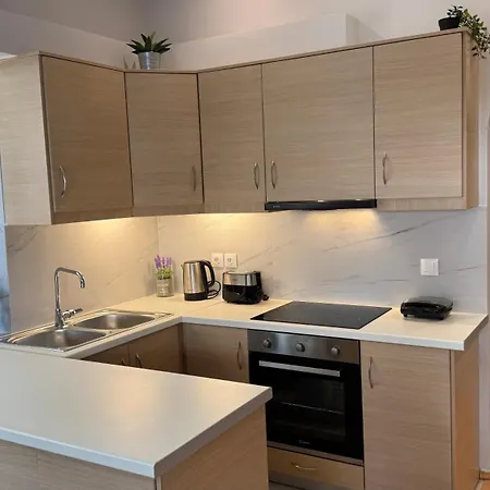 Elegant Glyfada Apartment-private Garden-near Metro * Athens