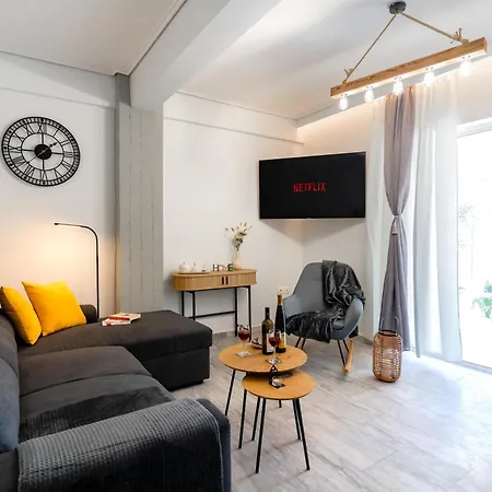 Acrolofts M62 Apartment *