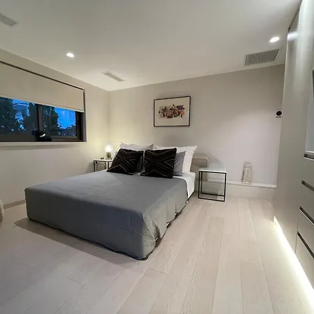 South Blue Luxury Penthouse Apartment Athens