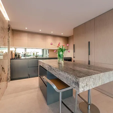 South Blue Luxury Penthouse Apartment Athens