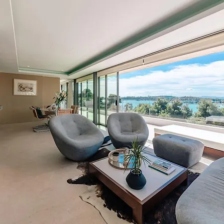 South Blue Luxury Penthouse Apartment
