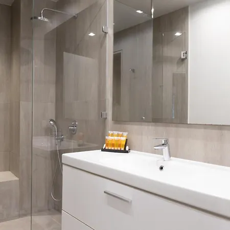 Apartment 85 Sqm In The Heart Of Rooftop Deck *