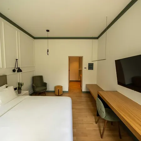 Hotel Whisper Boutique 4*