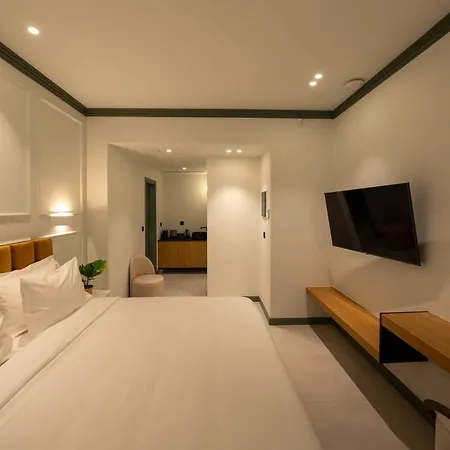 Whisper Boutique Hotel