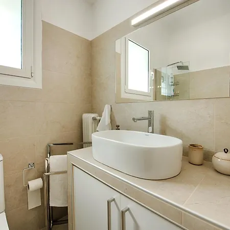 Acropolis View 4 Bedroom Flat