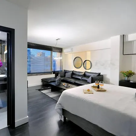 Auh Ater Albus Junior Suite Psyrri Athens Greece *
