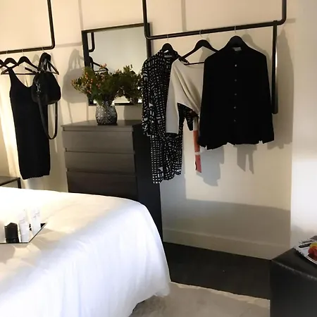 Auh Ater Albus Junior Suite Psyrri Athens Greece Apartment *