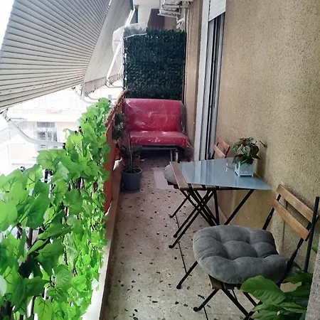 Cozy & Bright 50m From Subway -agios Antonios Apartment *
