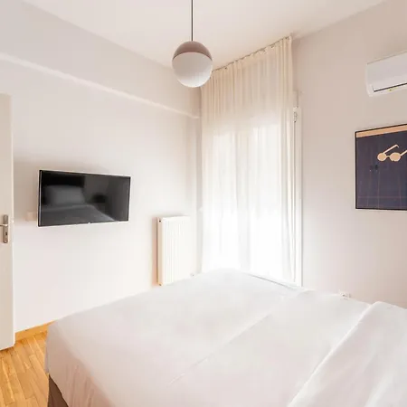 Apartment Pop At Koukaki *