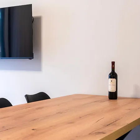 Apartment A37 New 8mins Walk To The Acropolis Museum Extra Fees For 2nd