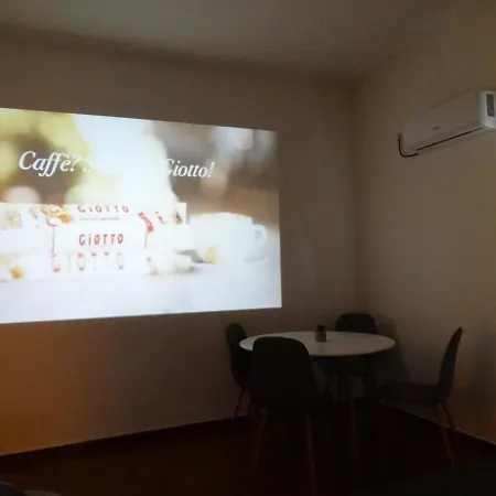 2-bedroom-apartment Apartment *