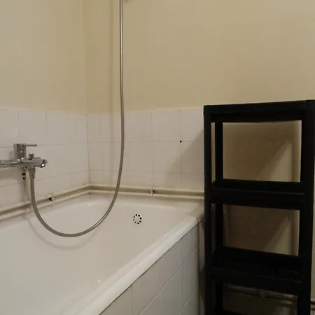 2-bedroom-apartment Apartment *