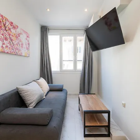 Ermou Boutique In Monastiraki Apartment *