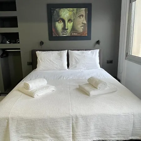Urban Art Apartment *