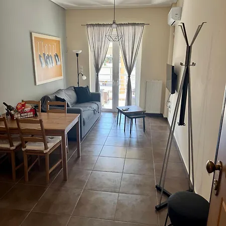 View Penthouse With Private Parking *