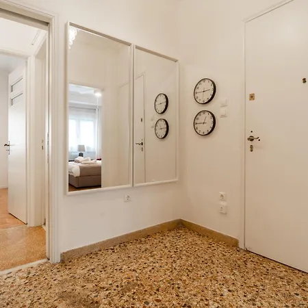 Apartment Artistic Elegance In Athens, Pangrati Athen