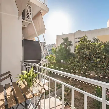 Cozy Near Stavros Niarchos * Athens