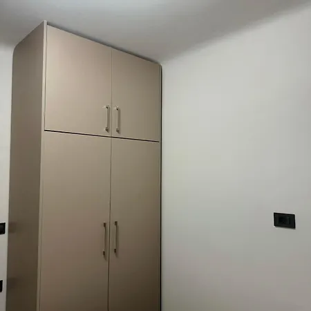 Charming 2br Basement Near Akropolis By Kozy Koala Athens