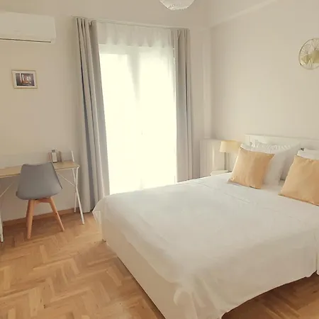 Apartment Vintage Chic Athen