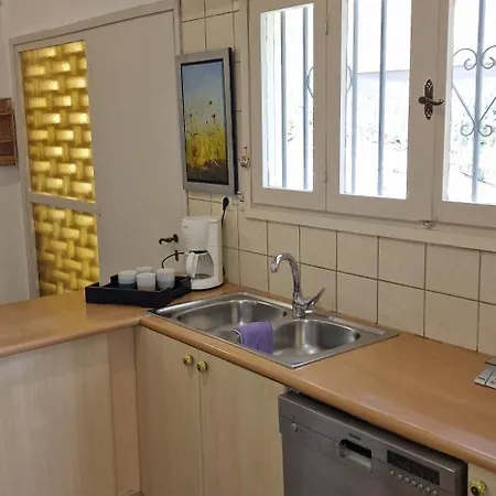 Appartement Spacious For 3 At Beautiful Panorama Voula