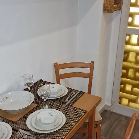 Spacious For 3 At Beautiful Panorama Voula