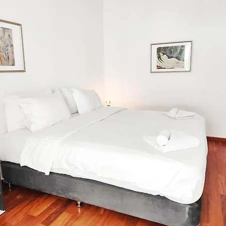 Adelos New Elliniko Fresh Holiday home *
