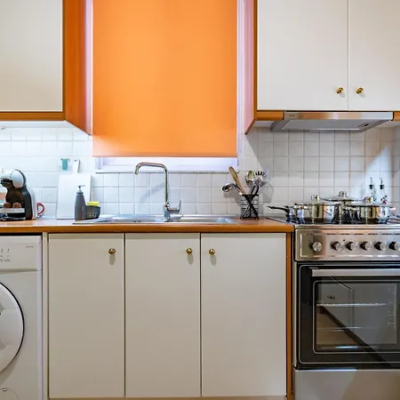 2 Bedroom In Psiri By Mps