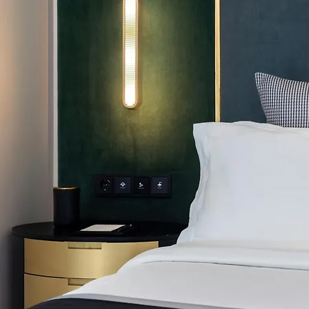 Academias Hotel, Autograph Collection מלון 5*