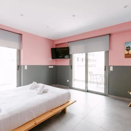 11 Reasons Why Metaxourgeio Hotel 2*