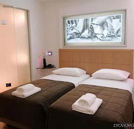 Chic Hotel Atenas