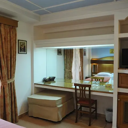 Katerina Hotel Atény