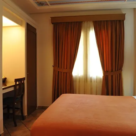 Hotel Katerina 3*